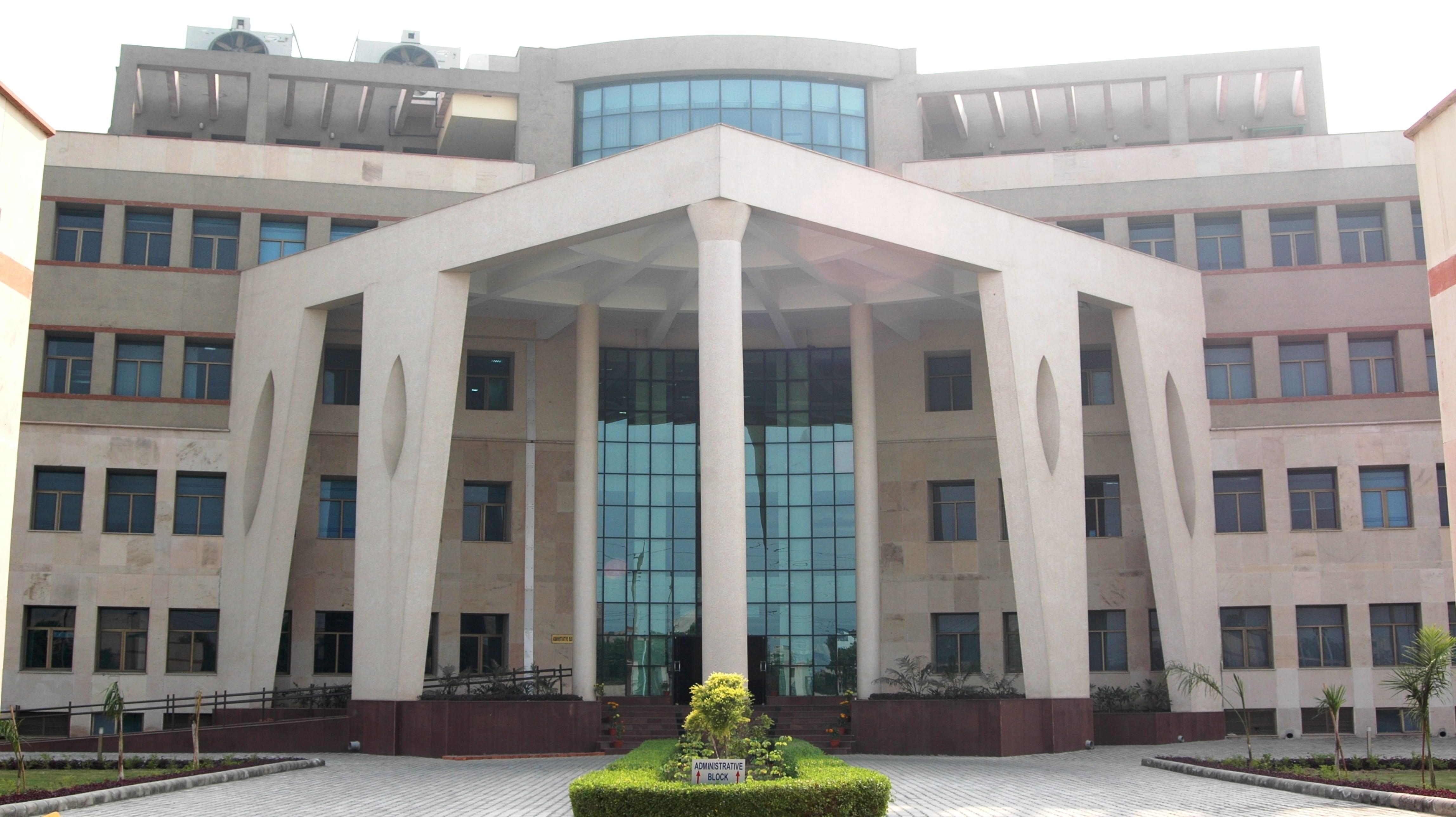 IIM Lucknow Academic Building photo 23